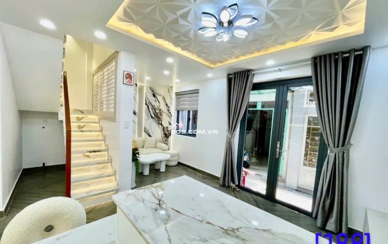 [SIÊU PHẨM - FULL NỘI THẤT] BÁN NHÀ MẶT TIỀN 6M, 2 TẦNG - KỀ HUỲNH TẤN PHÁT, KCX TÂN THUẬN - QUẬN 7 - CHỈ 3 TỶ 99